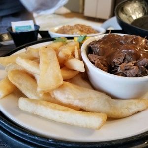 Meet your Posher, Grace